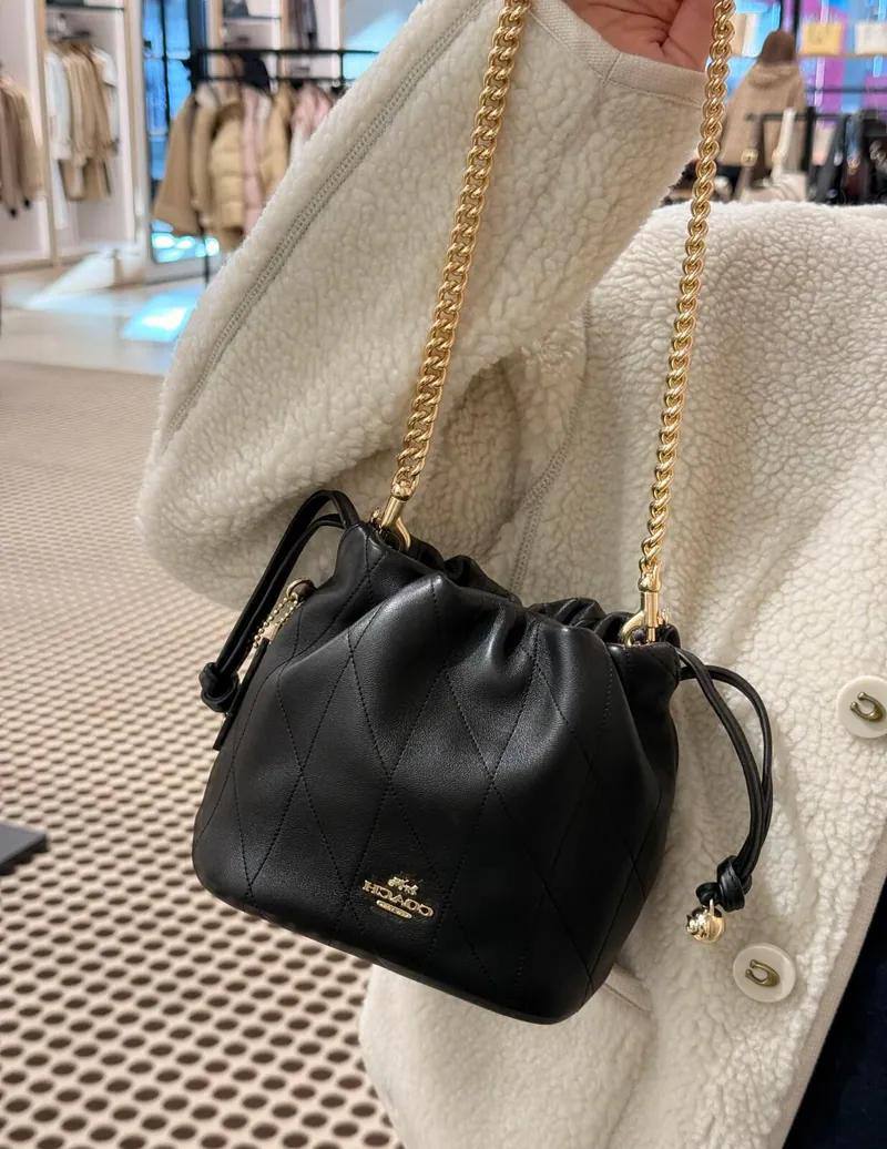 Coach Master
18cm
210 dhs🪙🌨️

Zain248
♥️♥️♥️