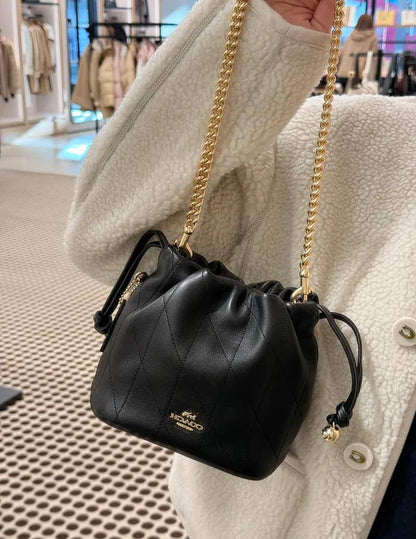Coach Master
18cm
210 dhs🪙🌨️

Zain248
♥️♥️♥️