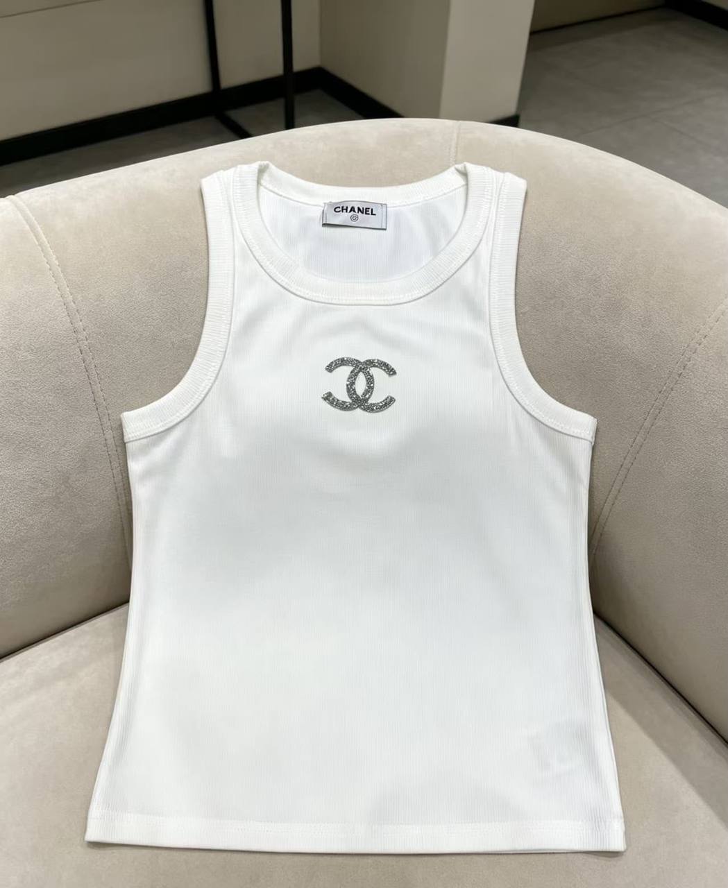 *New collections*                                                
CHANEL
*Super Master quality*
*Sizes: S M L XL* 
230 dhs✅

Zain308
♥️♥️♥️