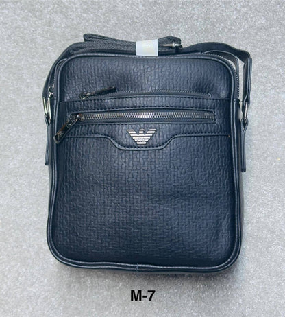 Bags
80 dhs✅

Zain182
♥️♥️♥️