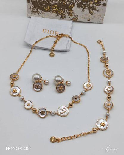 Dior
Set

230 dhs🇦🇪🇦🇪

Zain122
♥️♥️♥️