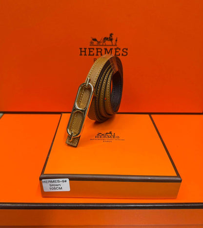 Hermes Belt

With box 
🎁🎁🎁

55 dhs💓

Zain93
♥️♥️♥️