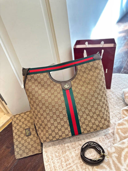 Chanel

260 dhs🇦🇪🇦🇪

Zain10
♥️♥️♥️
