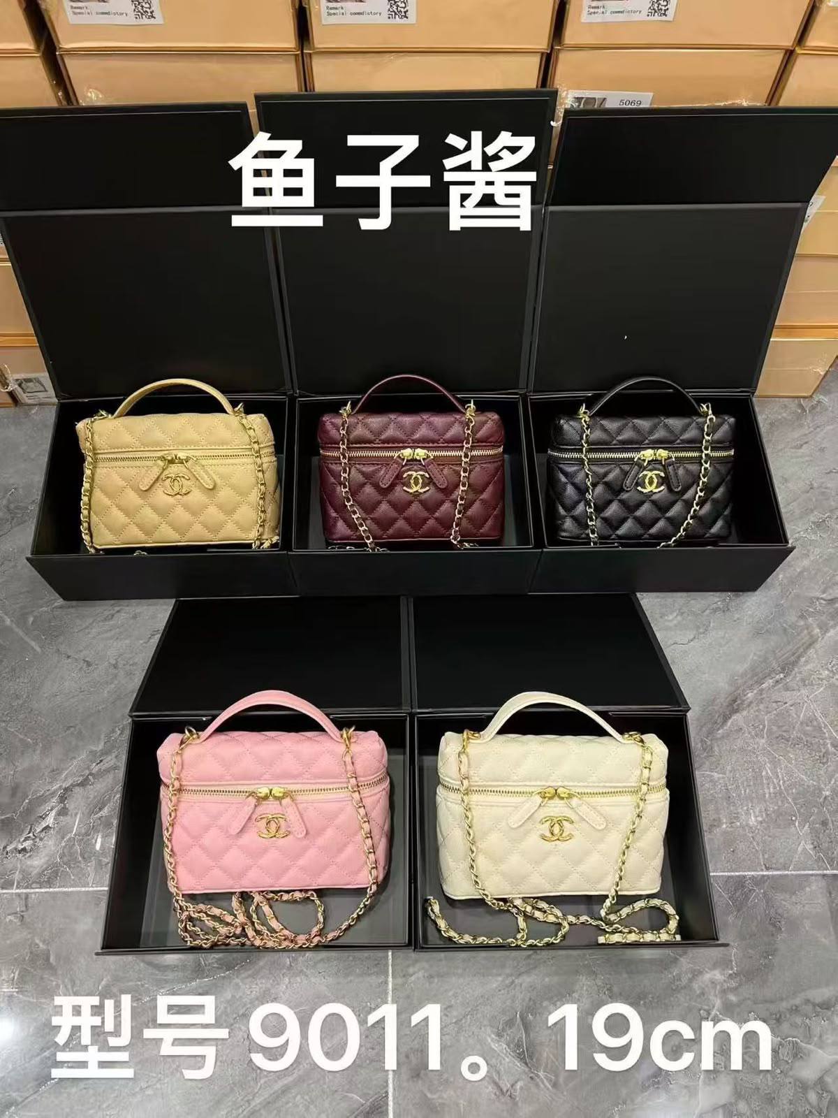 Chanel

95 dhs🇦🇪🇦🇪

Zain305
♥️♥️♥️