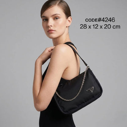 Prada ᴄʀᴏssʙᴀɢ
ʀᴇ- ɴʏʟᴏɴ sᴀғғɪᴀɴᴏ ʟᴇᴀᴛʜᴇʀ
ᴅᴇᴛᴀᴄʜᴀʙʟᴇ ᴘᴏᴜᴄʜ
ᴀᴅᴊᴜsᴛᴀʙʟᴇ sᴛʀᴀᴘ
sɪᴢᴇ 28 cm

75 dhs🇦🇪🇦🇪

Zain31
♥️♥️♥️