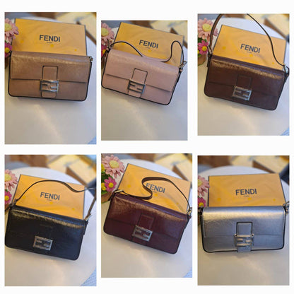Fendi
with box
90 dhs✅

Zain254
♥️♥️♥️