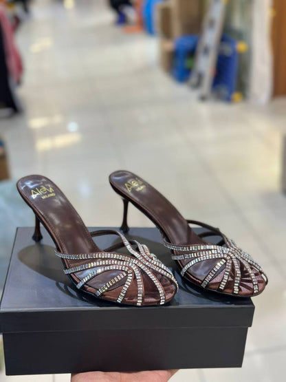 Alevi Milano 
Size 36 to 41 
120 dhs✅

Zain146
♥️♥️♥️