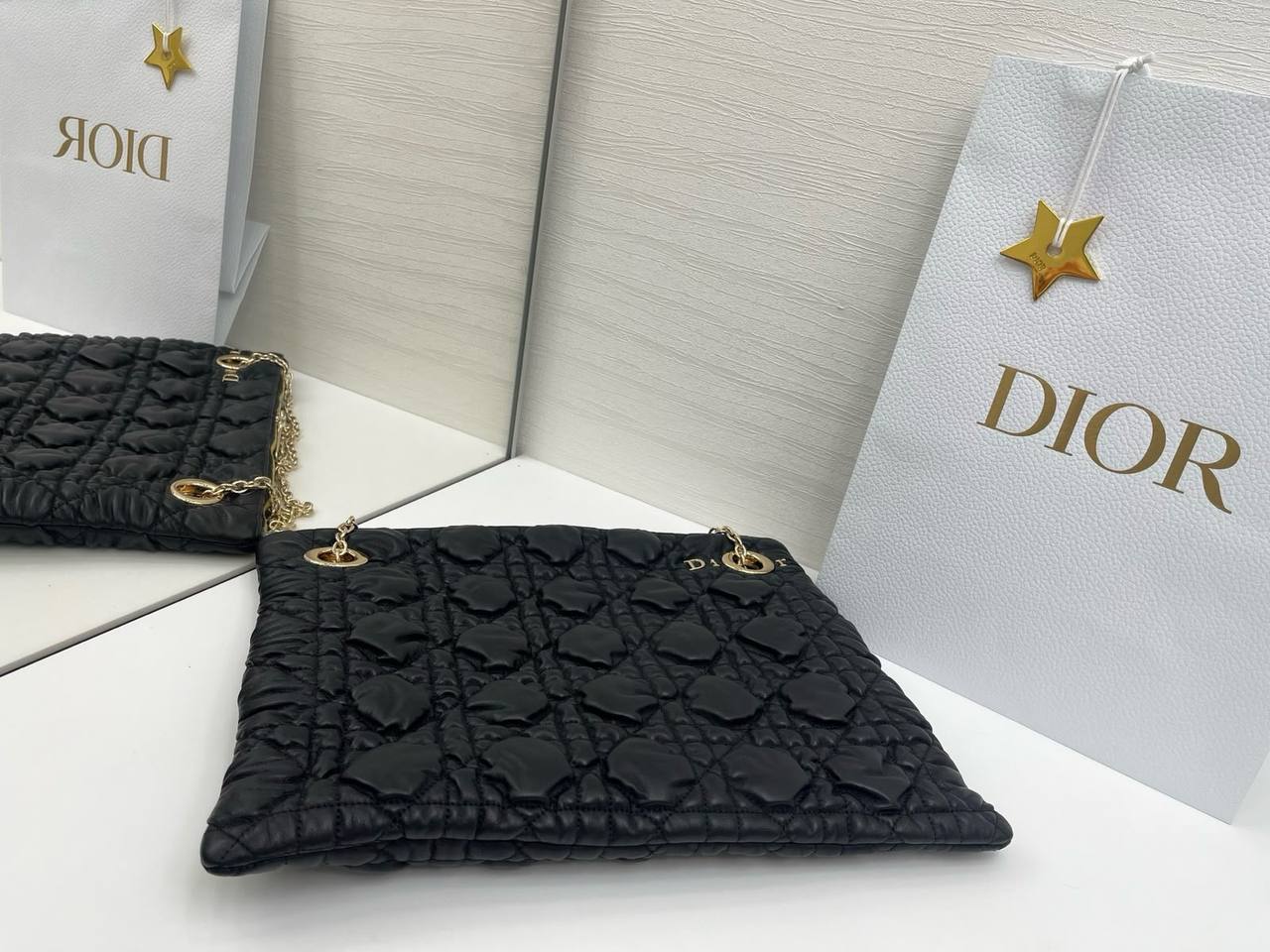 DIOR 

NEW DESIGN  

GOOD QUALITY 

110 DHS🇦🇪🇦🇪🇦🇪

Zain295
♥️♥️♥️