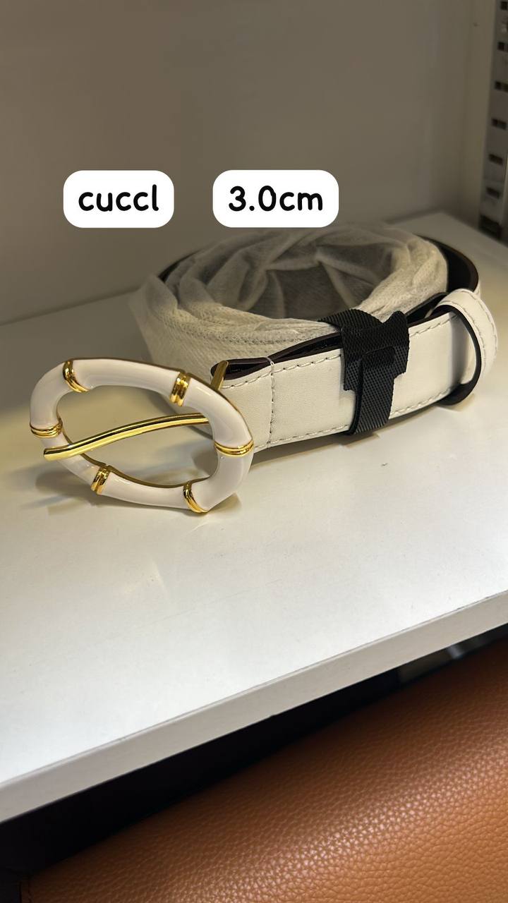 Leather belt

with box 
🎁🎁🎁

60 dhs✅

Zain190
♥️♥️♥️