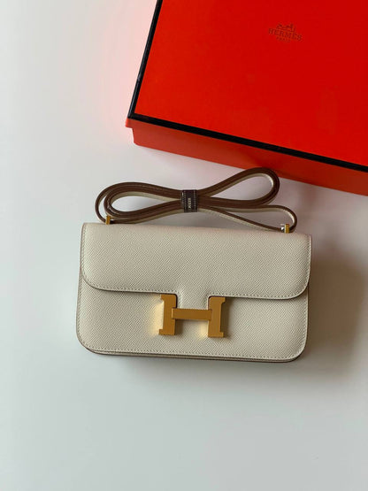 Hermes constance 23cm 
super Master quality ✅with box📦
490 dhs🇦🇪🇦🇪

Zain52
♥️♥️♥️