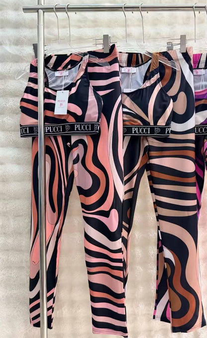 PUCCI
Women’s Set
Master Quality 
SML
350 dhs✅

Zain276
♥️♥️♥️