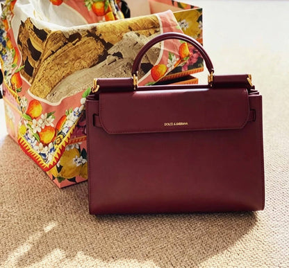 D&G
120 dhs✅
Good quality

Zain07
♥️♥️♥️