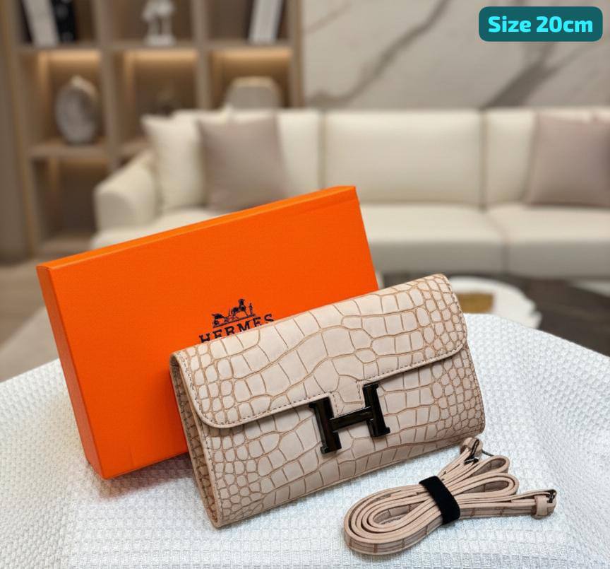 Hermes
Best quality
With box’s
🎁🎁🎁

85 dhs🪙🌨️
size 20cm

Zain158
♥️♥️♥️