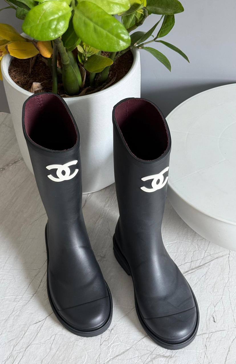 Boots 
For Price 👇 WTSP Text Zain 0568585901

Zain171
♥️♥️♥️