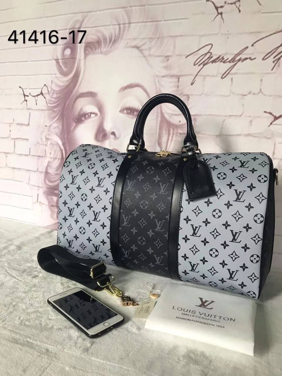 LV 
Travel Bags
140 dhs✅ Glossy
130 dhs✅ Normal

Zain137
♥️♥️♥️