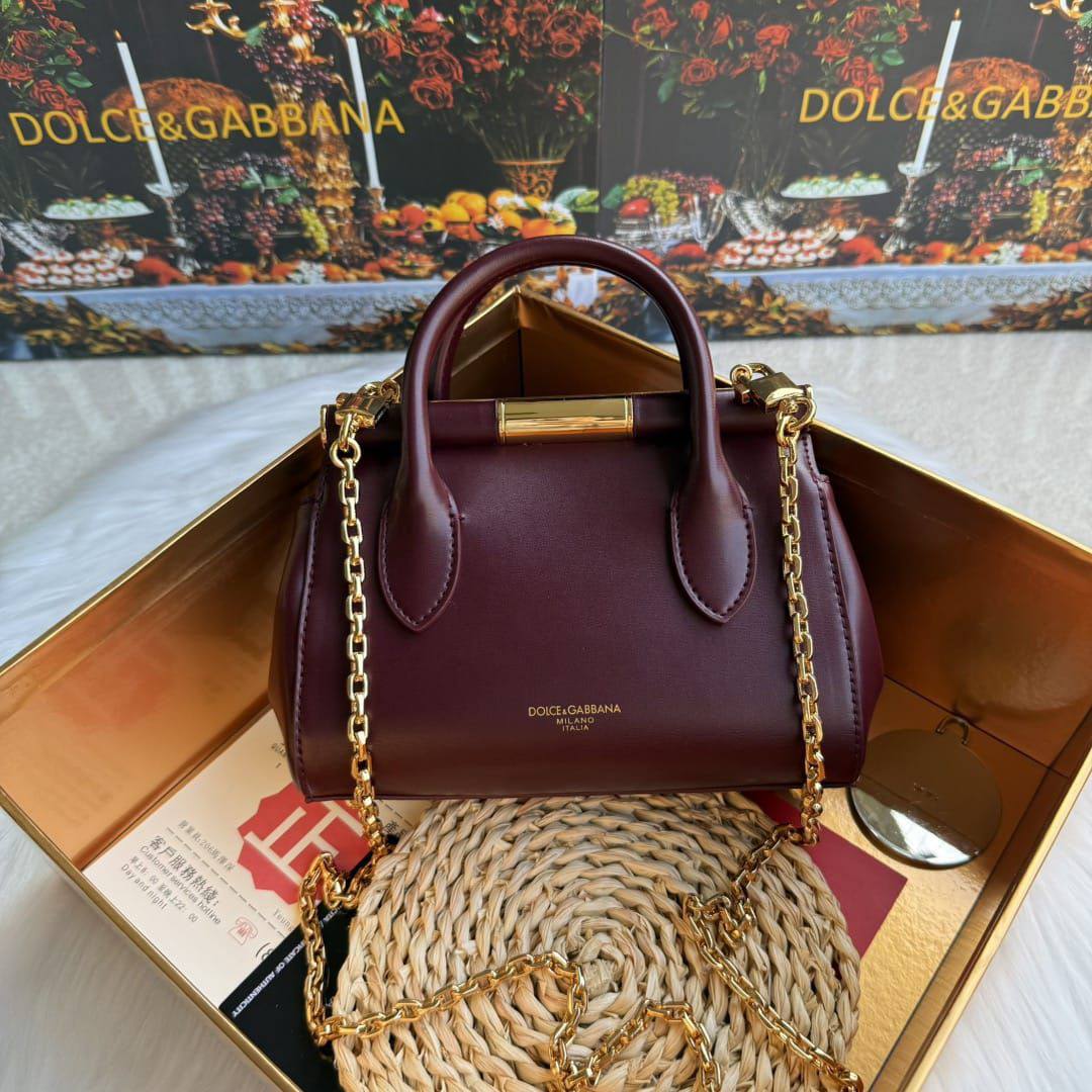 D&G
Super Master Quality
AAA+
For Price 👇 WTSP Text Zain 0568585901
0507557372
0544061607

Zain274
♥️♥️♥️