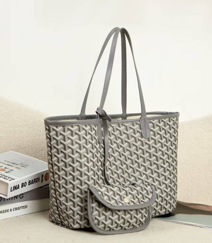 Goyard BAG 

GOOD QUALITY
*40 DHS*✅

Zain40
♥️♥️♥️
