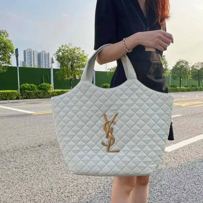 YSL NEW CAME GOOD QUALITY 50CM  
110 dhs🇦🇪🇦🇪

Zain295
♥️♥️♥️