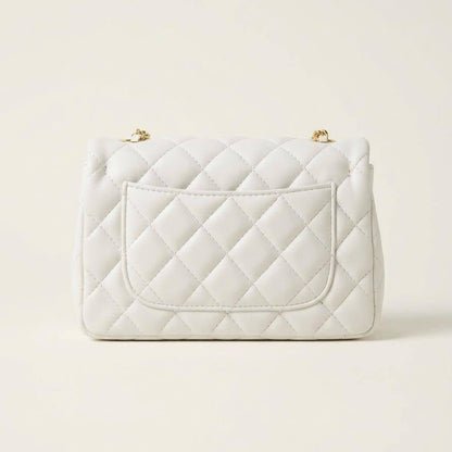 Chanel

High quality

With box 
110 dhs🇦🇪🇦🇪

Zain50 
♥️♥️♥️