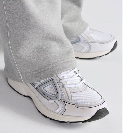 DIOR B30 ‘white’🤍
40-45 AVAILABLE🤩
220 dhs🪙💕

Zain242
♥️♥️♥️