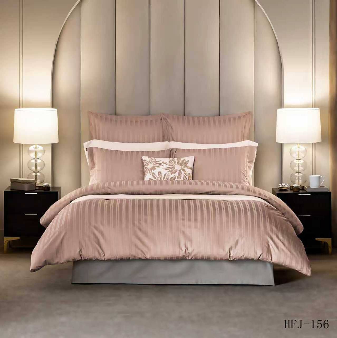 New collection 
Double line 
Cotton 
Hotels quality 
King size 👌👌cover set👌👌👌
1 cover 
1 bedsheets 
4 pillowcases 
110 dhs✅

Zain99
♥️♥️♥️