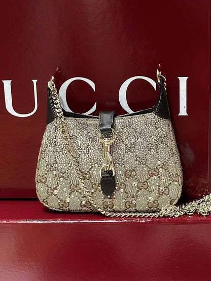 Super XXX Master Bags
For Price 👇 WTSP Text Zain 0568585901

Zain274
♥️♥️♥️