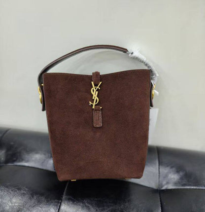 YSL
Master Bags
For Price 👇 WTSP Text Zain 0568585901
0507557372
0544061607

Zain111
♥️♥️♥️