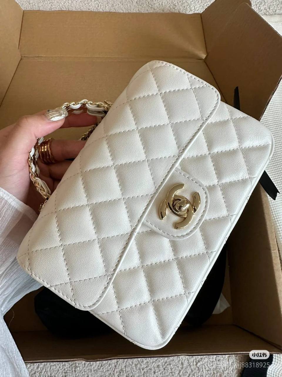 Chanel
Master
260 dhs🇦🇪

Zain10
♥️♥️♥️