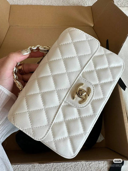 Chanel
Master
260 dhs🇦🇪

Zain10
♥️♥️♥️