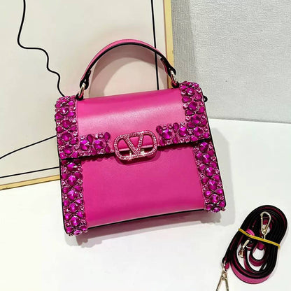 VALENTINO 

COPY ONE 
NEW CAME 

WITH BOX 
175 dhs🇦🇪🇦🇪

Zain39
Zain295
♥️♥️♥️