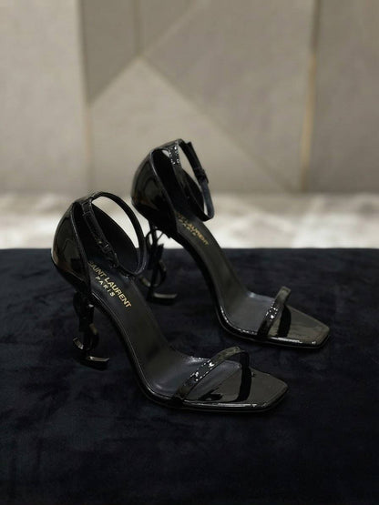 NEW CAME🥰

YSL HEELS

GOOD QUALITY

120 DHS🇦🇪🇦🇪

SIZE: 36-41

Zain40
♥️♥️♥️