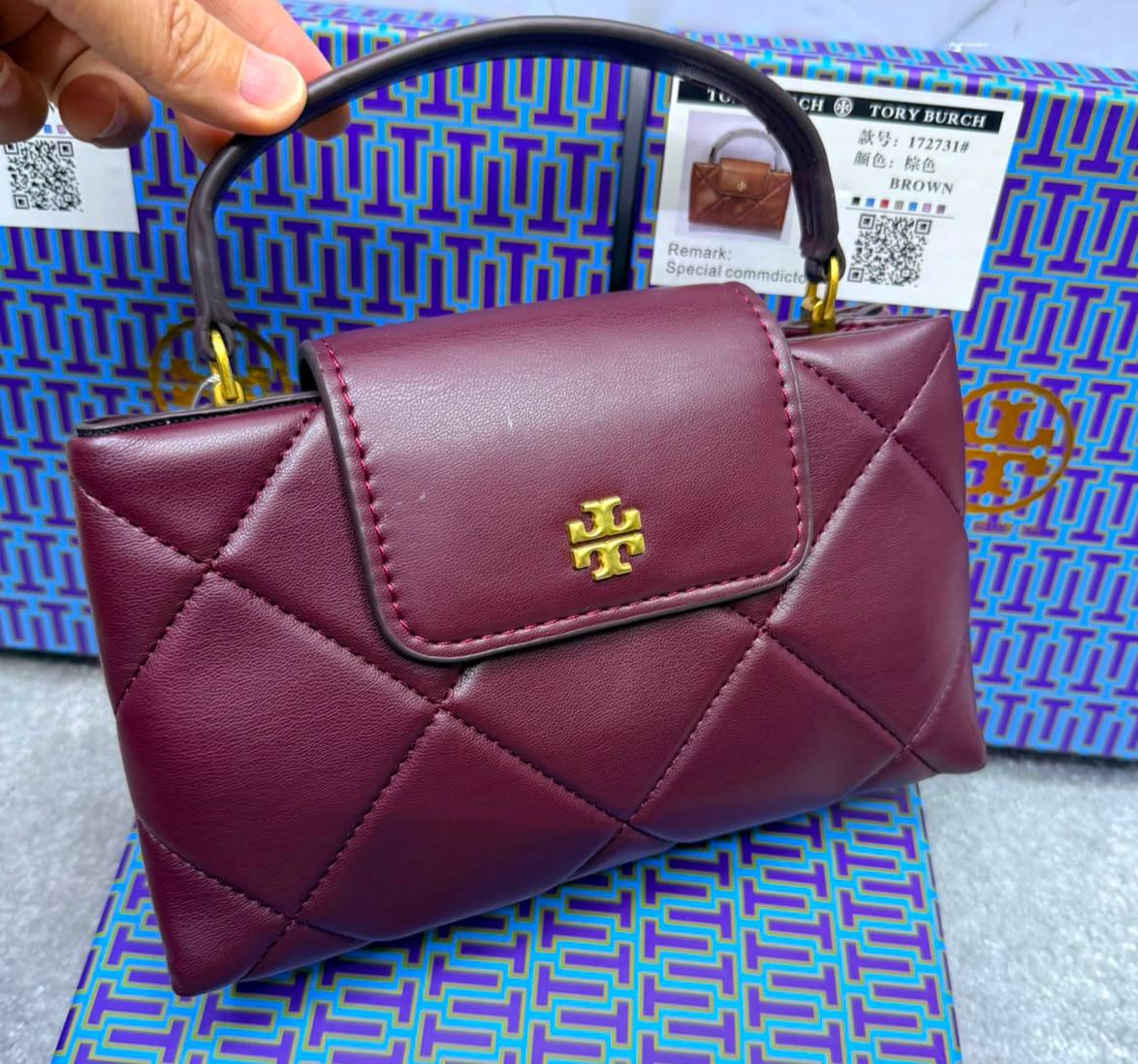 Tory burch

Withbox

100 dhs🇦🇪🇦🇪


Zain143
♥️♥️♥️
