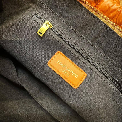 YSL 

VERY GOOD 
QUALITY SPECIAL  

95 DHS🇦🇪🇦🇪🇦🇪
Zain17
♥️♥️♥️