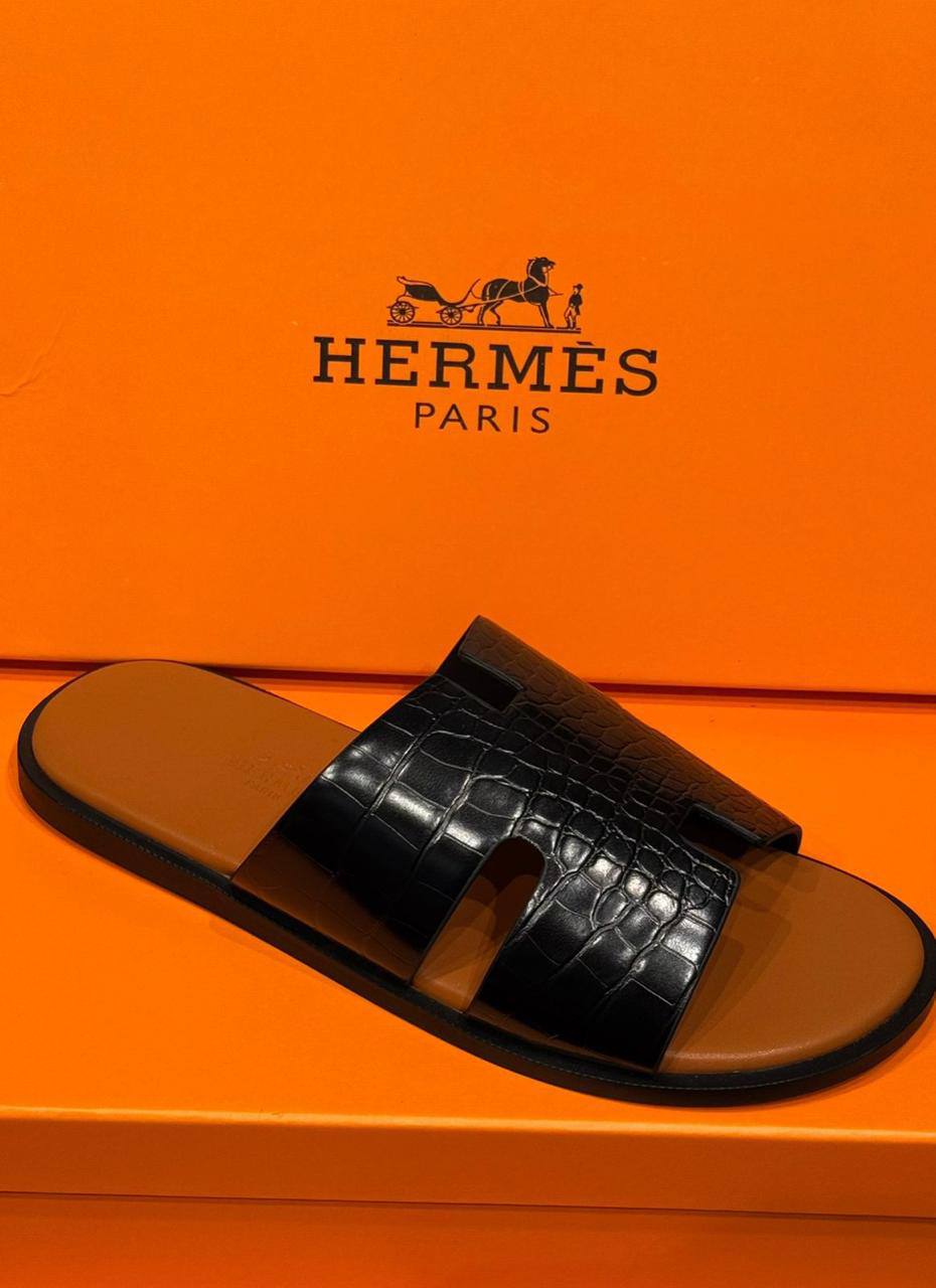 Hermes
Size 40-45⚡️
110 dhs🪙💕

Zain183
♥️♥️♥️