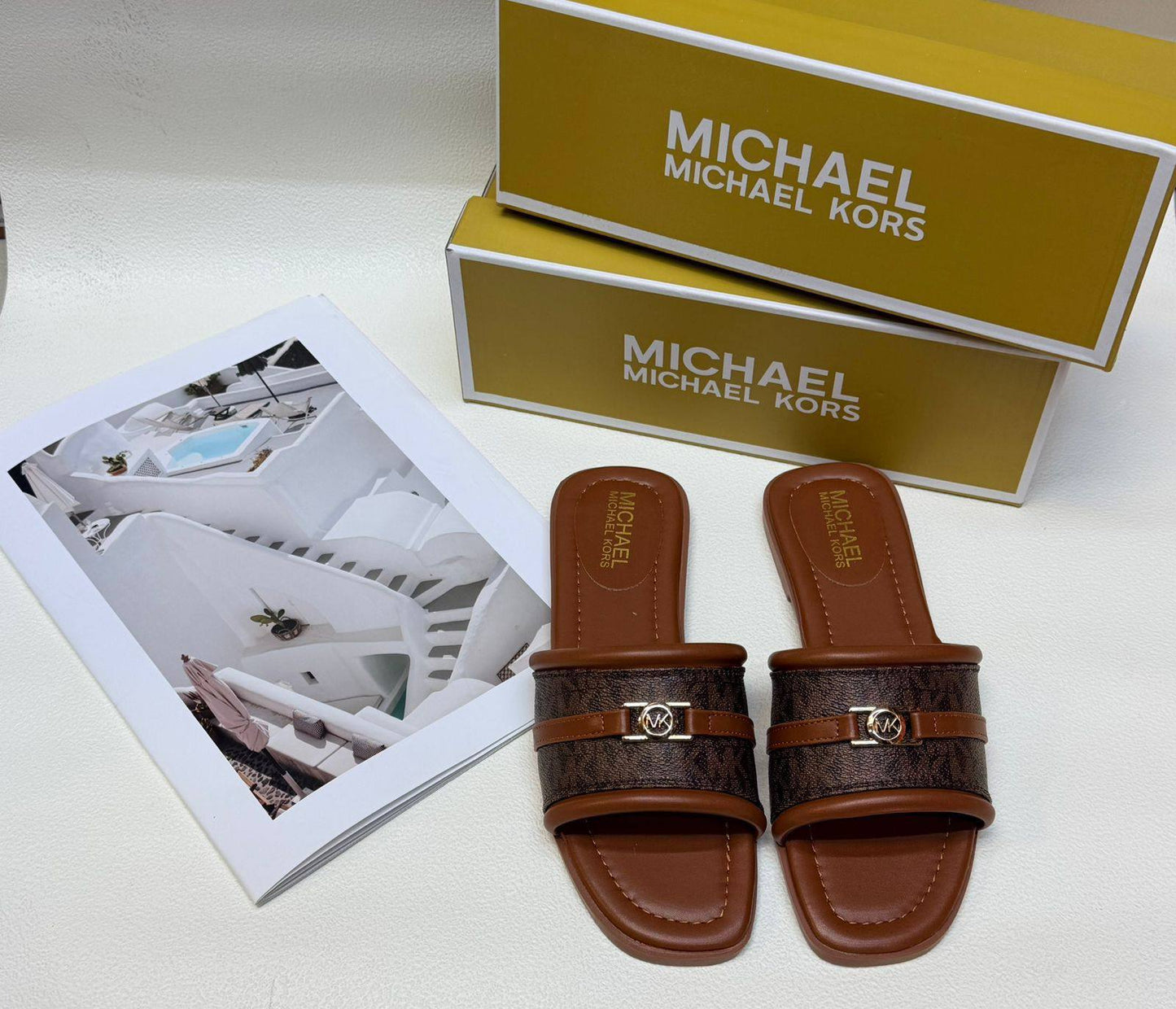 MK
Size 36to41
75 dhs💓

Zain236
♥️♥️♥️