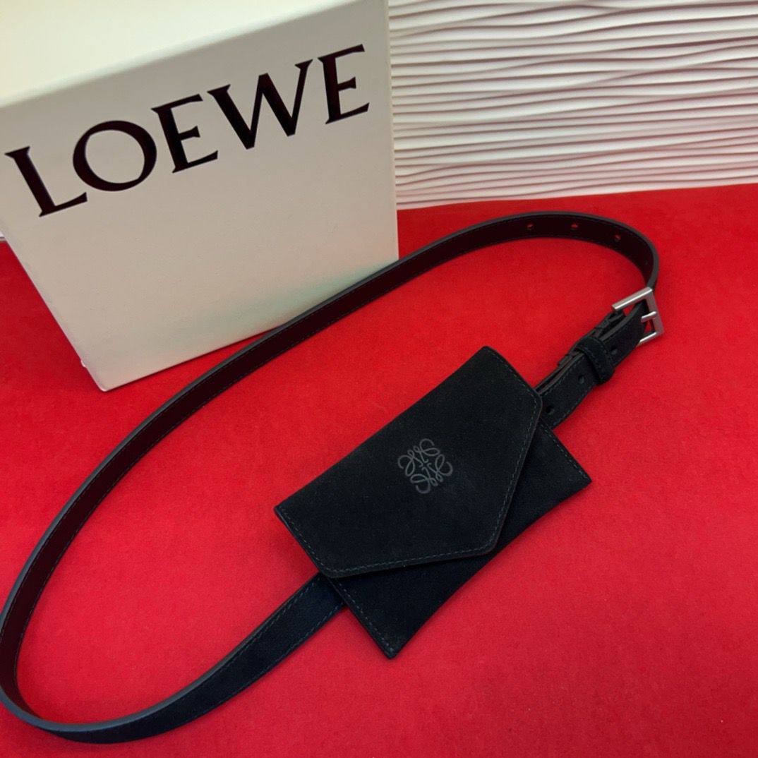 💜*New LOEWE*💜
💜*SUPER MASTER*💜
350 dhs🪙🌨️

Zain160
♥️♥️♥️