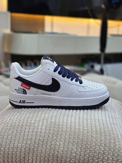 Nike
Size 40 to 44 
100 dhs✅

Zain27
♥️♥️♥️