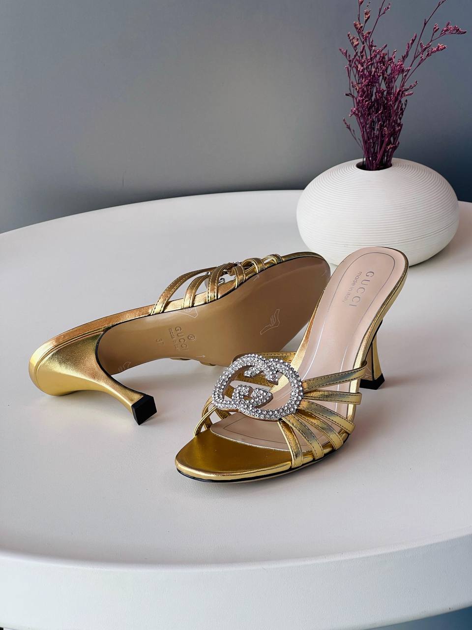 Gucci 💛🤎🖤
Size 36-41
_Super master high quality_🪡
450 dhs💓

Zain176
♥️♥️♥️