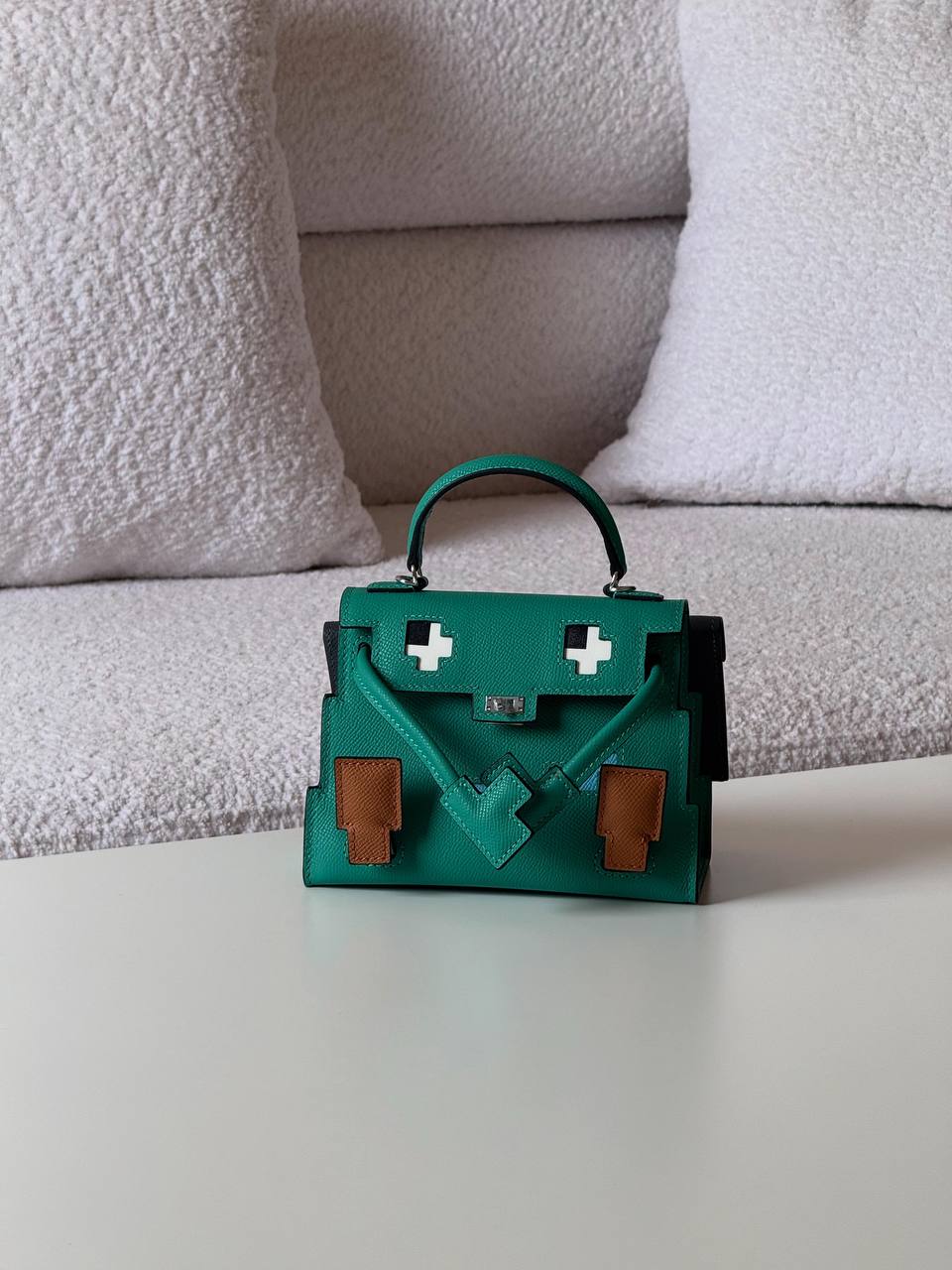 Hermes
kelly doplex 22cm💥Master quality ✅

with box📦
🎁🎁🎁

380 dhs❣️

Zain52
♥️♥️♥️