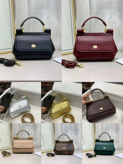 D&g

110 dhs
With box

Zain35
♥️♥️♥️