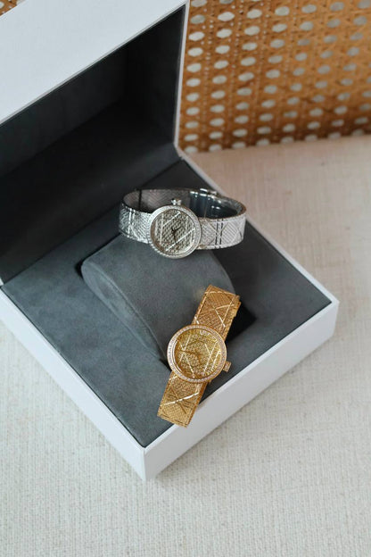 Dior 👒
La D de Dior Satine
25mm
Quartz 🔋
vip ♥️
For Price 👇 WhatsApp✅
0568585901 
0507557372
0552275751 Owner Zain 👌

Zain236
♥️♥️♥️
