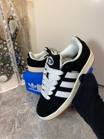 ADIDAS Campus 00s Sneakers ‘Black’ 🖤
36-45 AVAILABLE 🤩
170 dhs🗽

Zain242
♥️♥️♥️