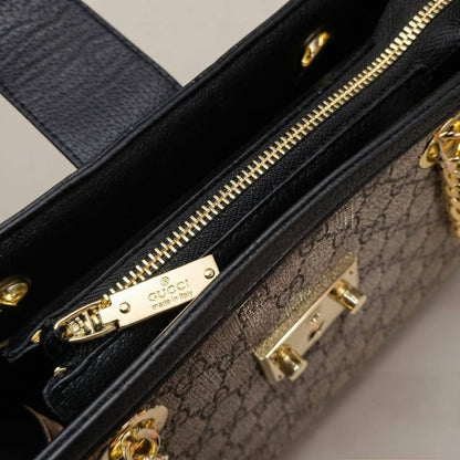 GUCCI ᴘᴀᴅʟᴏᴄᴋ ɢɢ
sᴜᴘʀᴇᴍᴇ sʜᴏᴜʟᴅᴇʀ ʙᴀɢ
ᴡɪᴛʜ ʟᴏɴɢ ᴛʀɪᴍ sᴛʀᴀᴘ
sɪᴢᴇ: 27.5 cm

75 dhs✅

Zain31
♥️♥️♥️