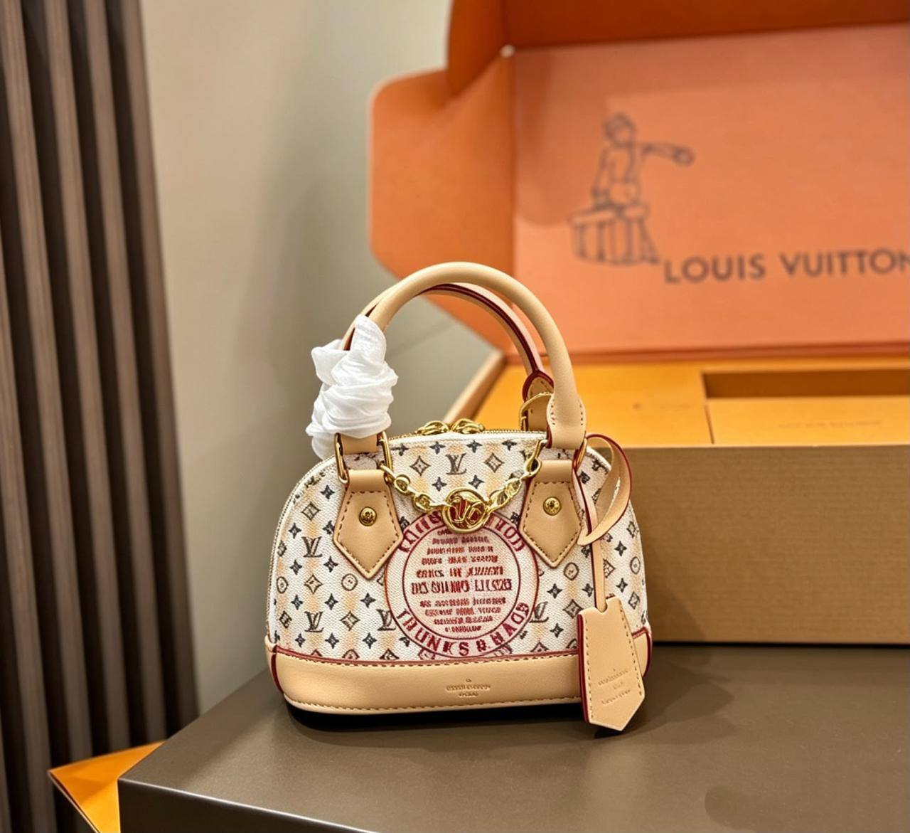 LV ALMA 
NEW DESIGN MINI SIZE MASTER QUALITY 
210 dhs🇦🇪🇦🇪

Zain295
♥️♥️♥️
