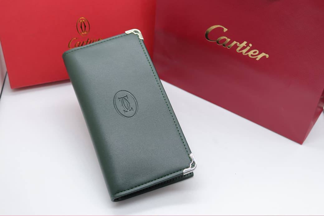 Cartier New 
Long Wallet 
Good Quality
70 dhs✅

Zain33
♥️♥️♥️