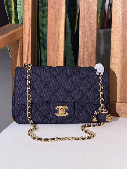 Bags
Super Master Quality ⚡️
Original Packing 🎁
Size 20&25 CM📏
For Price 👇 WhatsApp✅
0568585901 
0507557372
0552275751 Owner Zain 👌

Zain321
♥️♥️♥️
