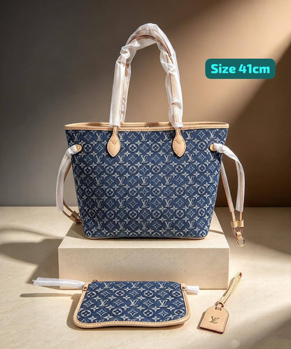 LV

Good quality 
with box 
120 dhs🇦🇪🇦🇪

Zain186
♥️♥️♥️