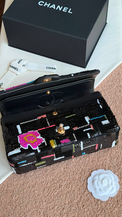 Chanel Limited Edition 🌈✨
Size : 25 Cm 
✨VIP QUALITY  ✨
With original Packing 🎁
For Price 👇 WhatsApp✅
0568585901 
0507557372
0552275751 Owner Zain 👌

Zain280
♥️♥️♥️