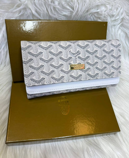 Wallets

With box
🎁🎁🎁

30 dhs🪙💚

Zain93
 ♥️♥️♥️