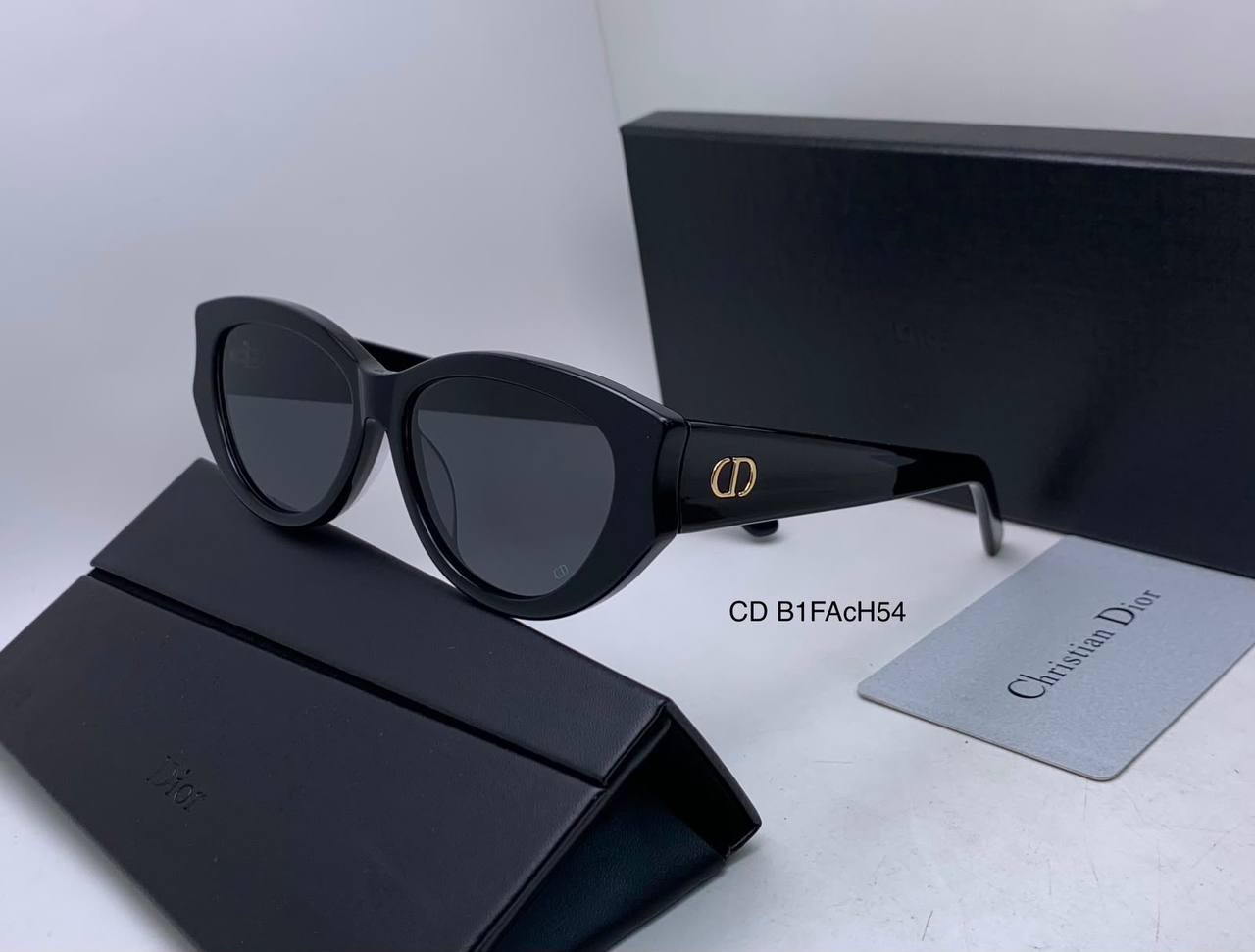 Master Sunglasses
190 dhs✅

Zain129
♥️♥️♥️